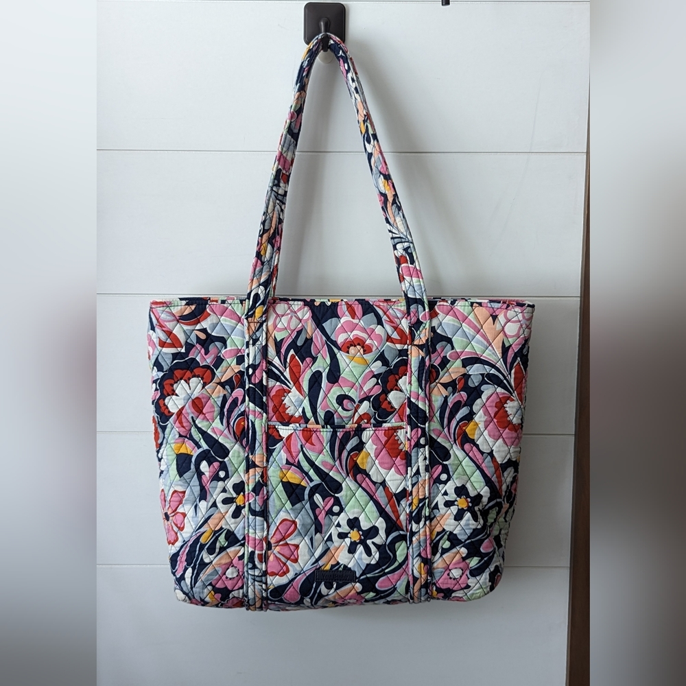 Vera Bradley large tote